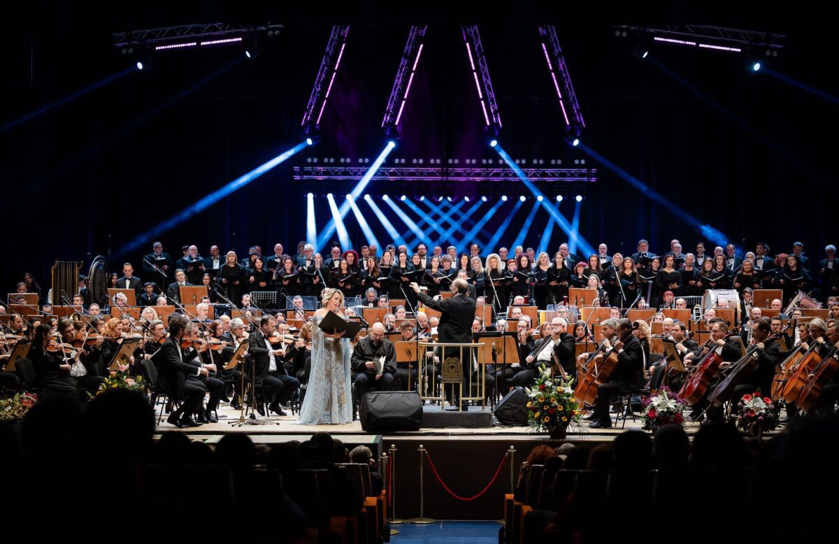 Кармина Бурана София Ндк Осветление Сцена 2 Stage Design Bg