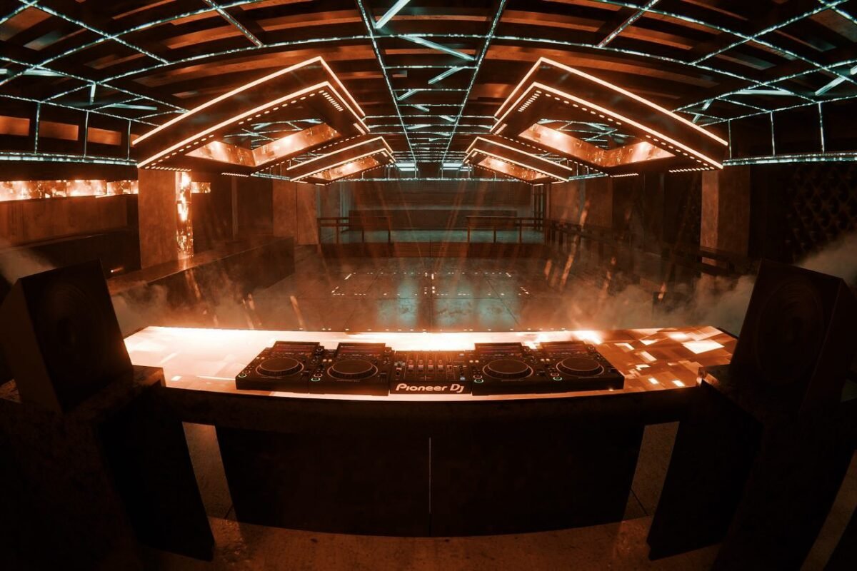 Clwd Space Осветление Клубове Дискотеки Stage Design Bg Scaled Stage Design Bg